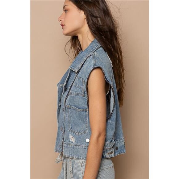 NWT POL Cropped Denim Jacket with Functional Zipper Detail - Picture 5 of 5